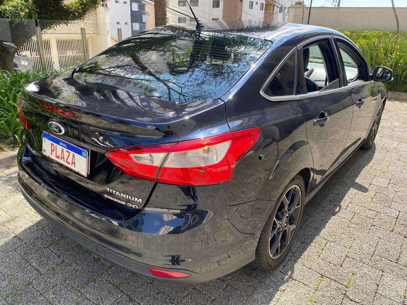 FORD FOCUS