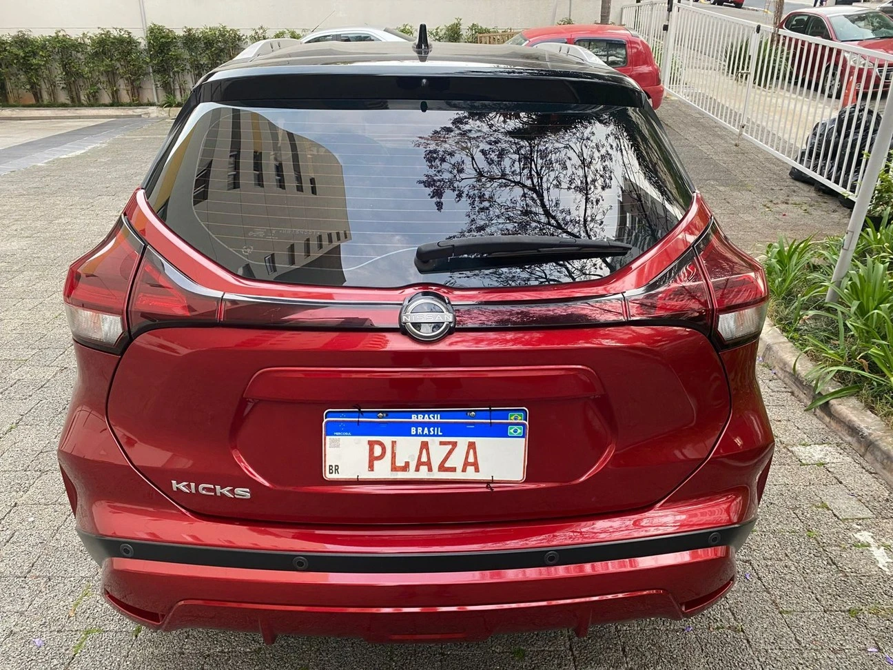 NISSAN KICKS