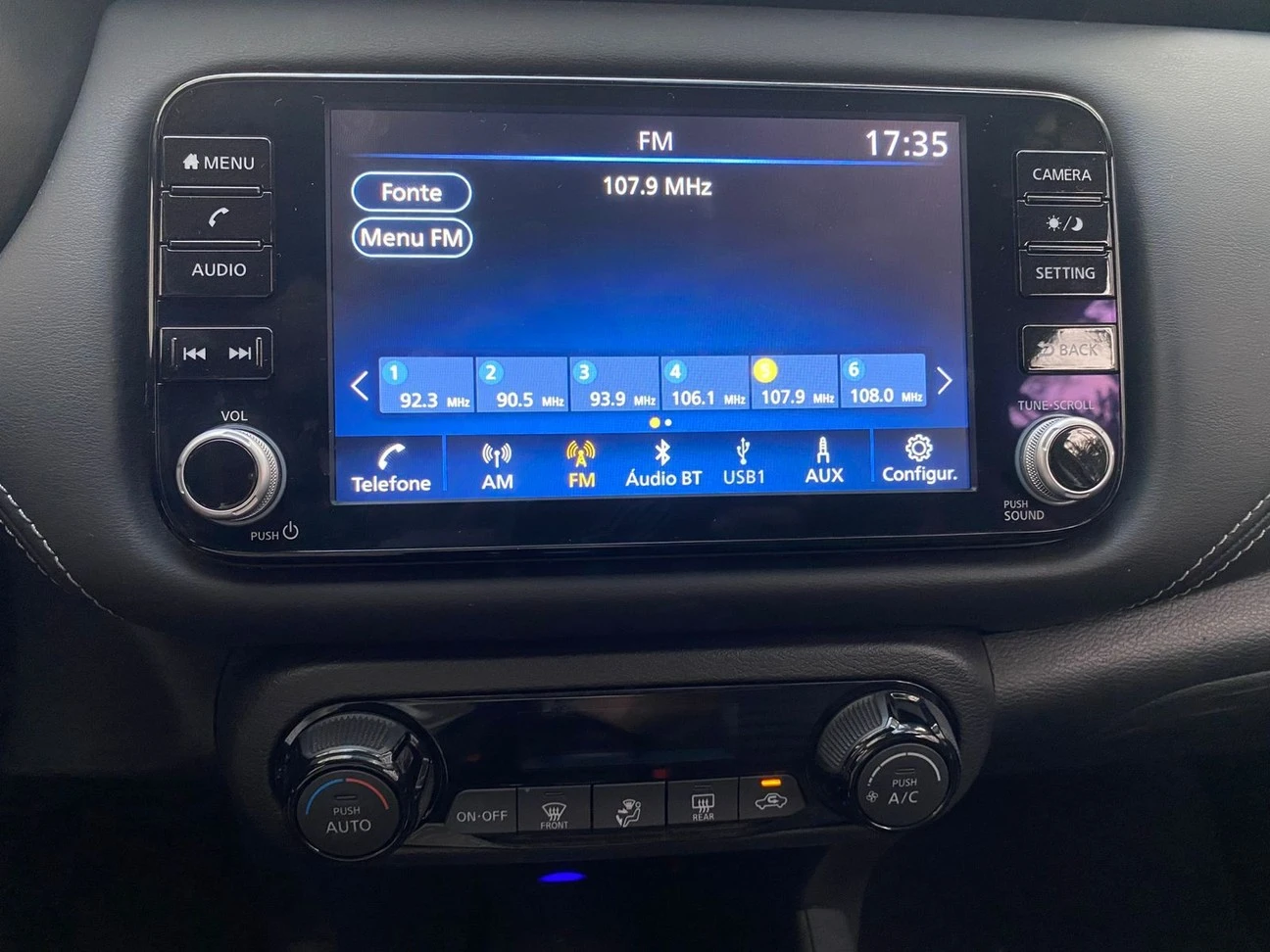 NISSAN KICKS