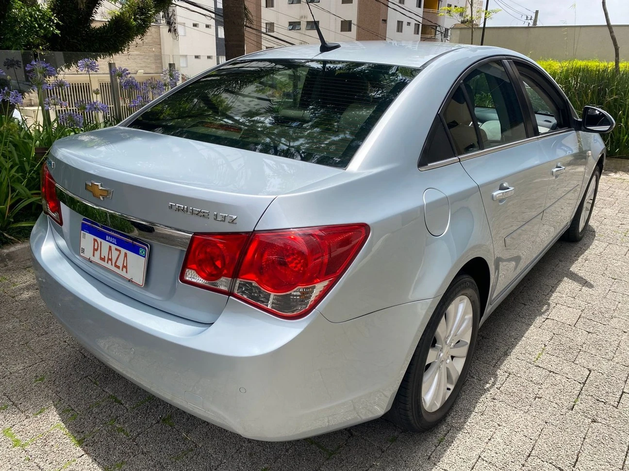 CHEVROLET CRUZE
