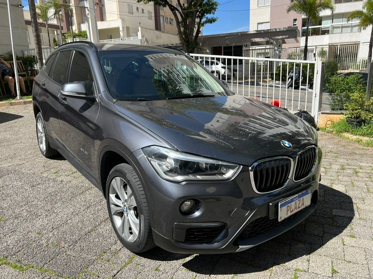 BMW X1