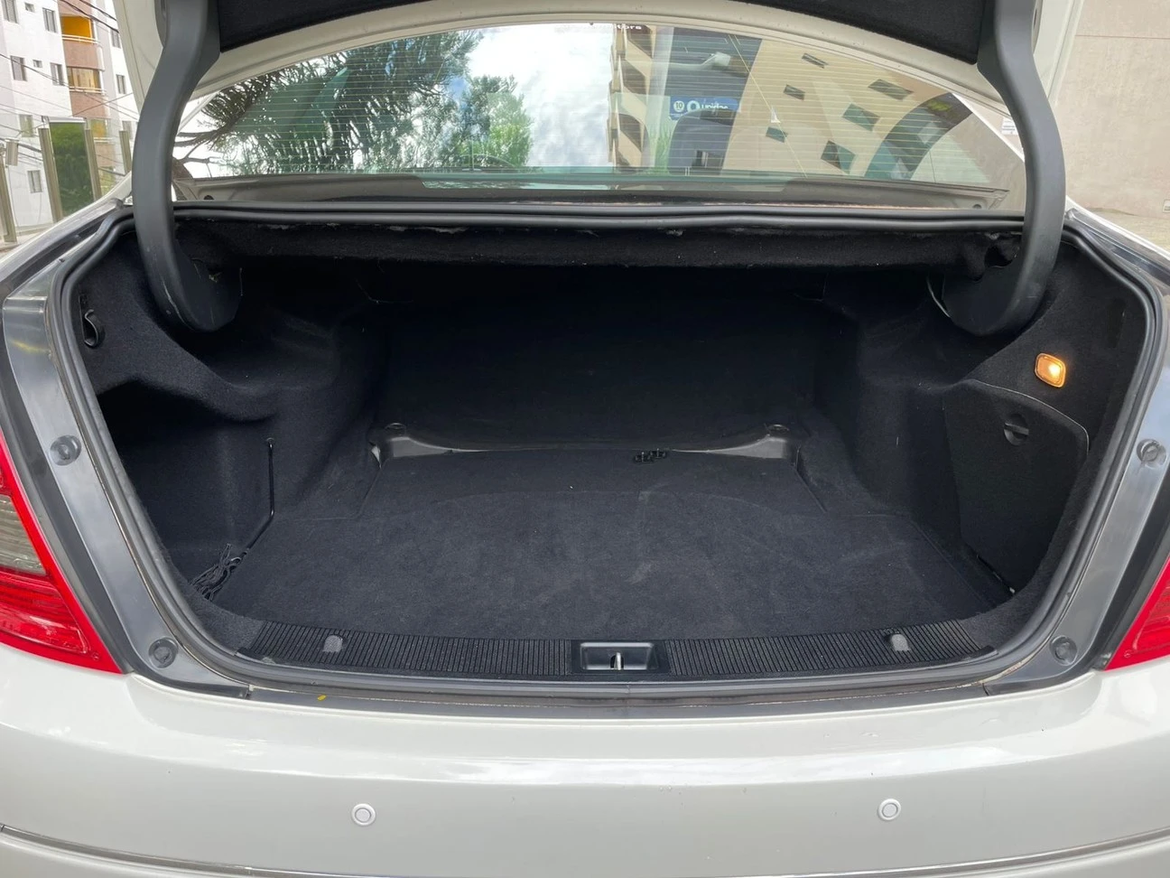 MERCEDES-BENZ C 200 K