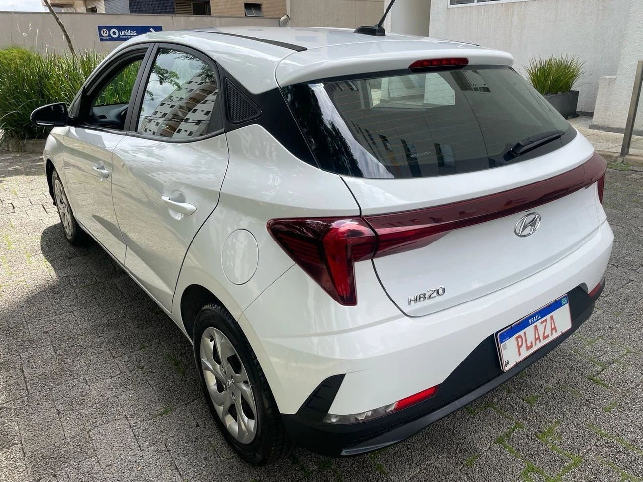 HYUNDAI HB20