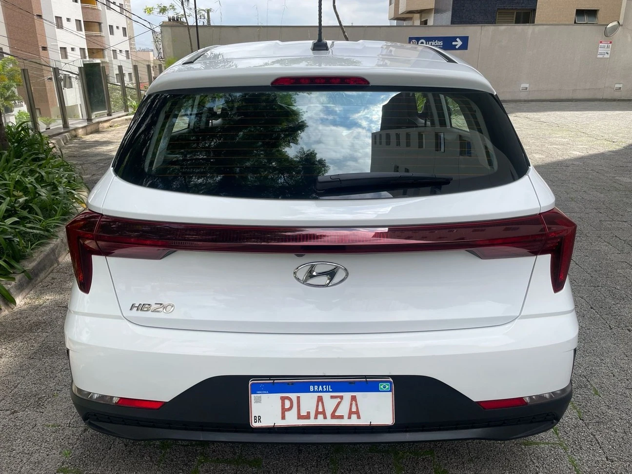 HYUNDAI HB20