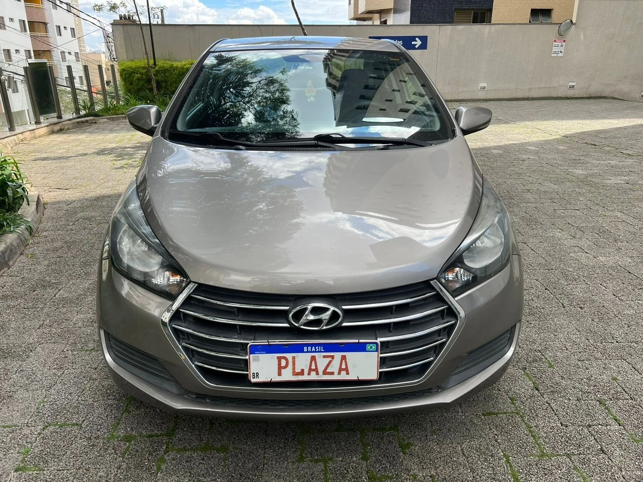 HYUNDAI HB20S
