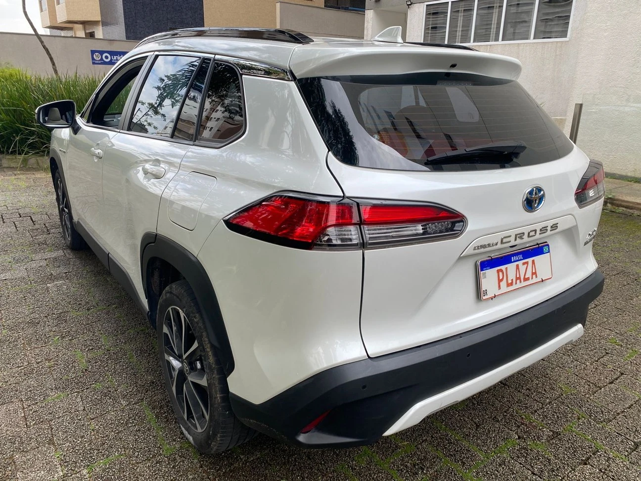 TOYOTA COROLLA CROSS