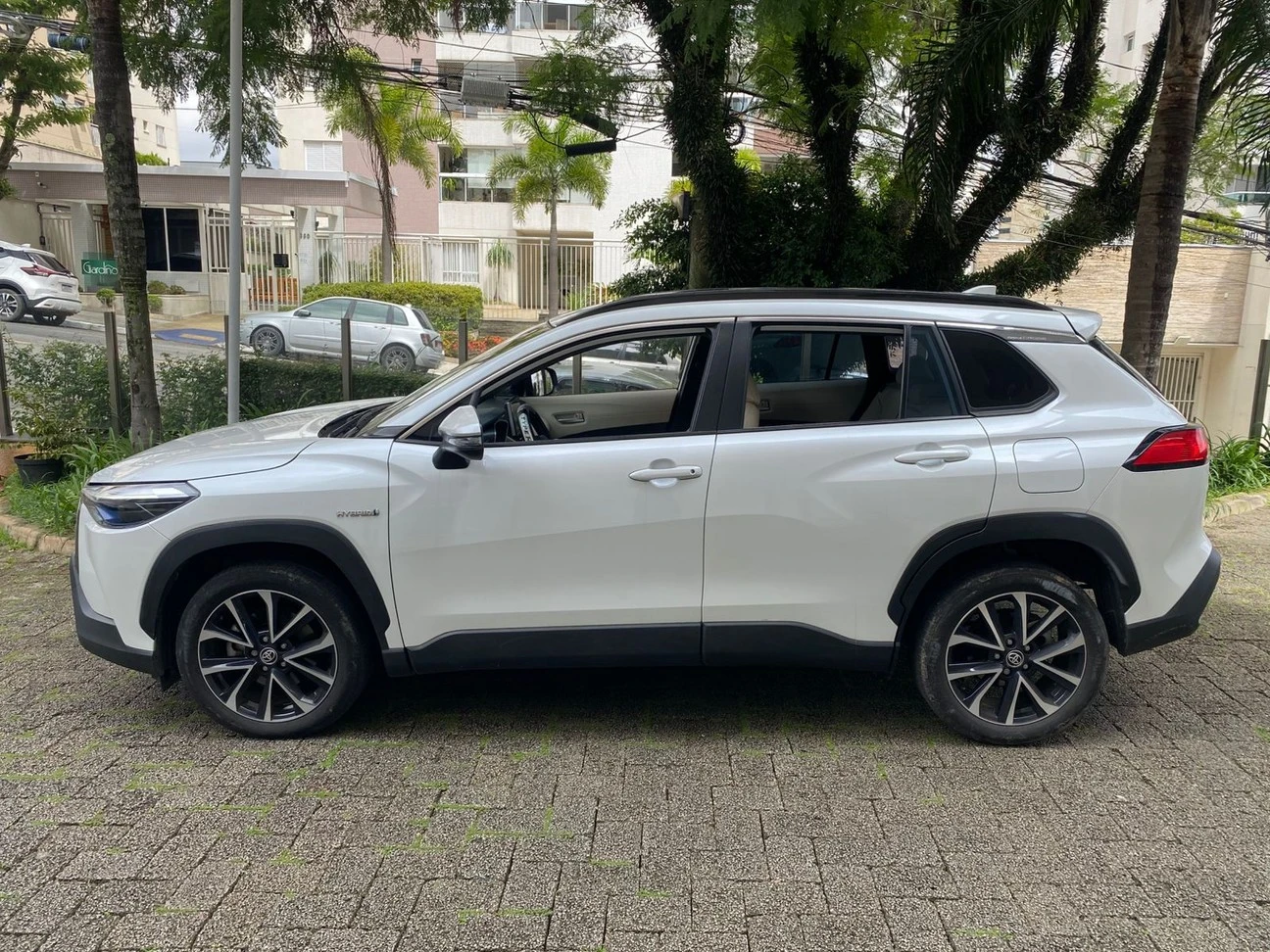 TOYOTA COROLLA CROSS