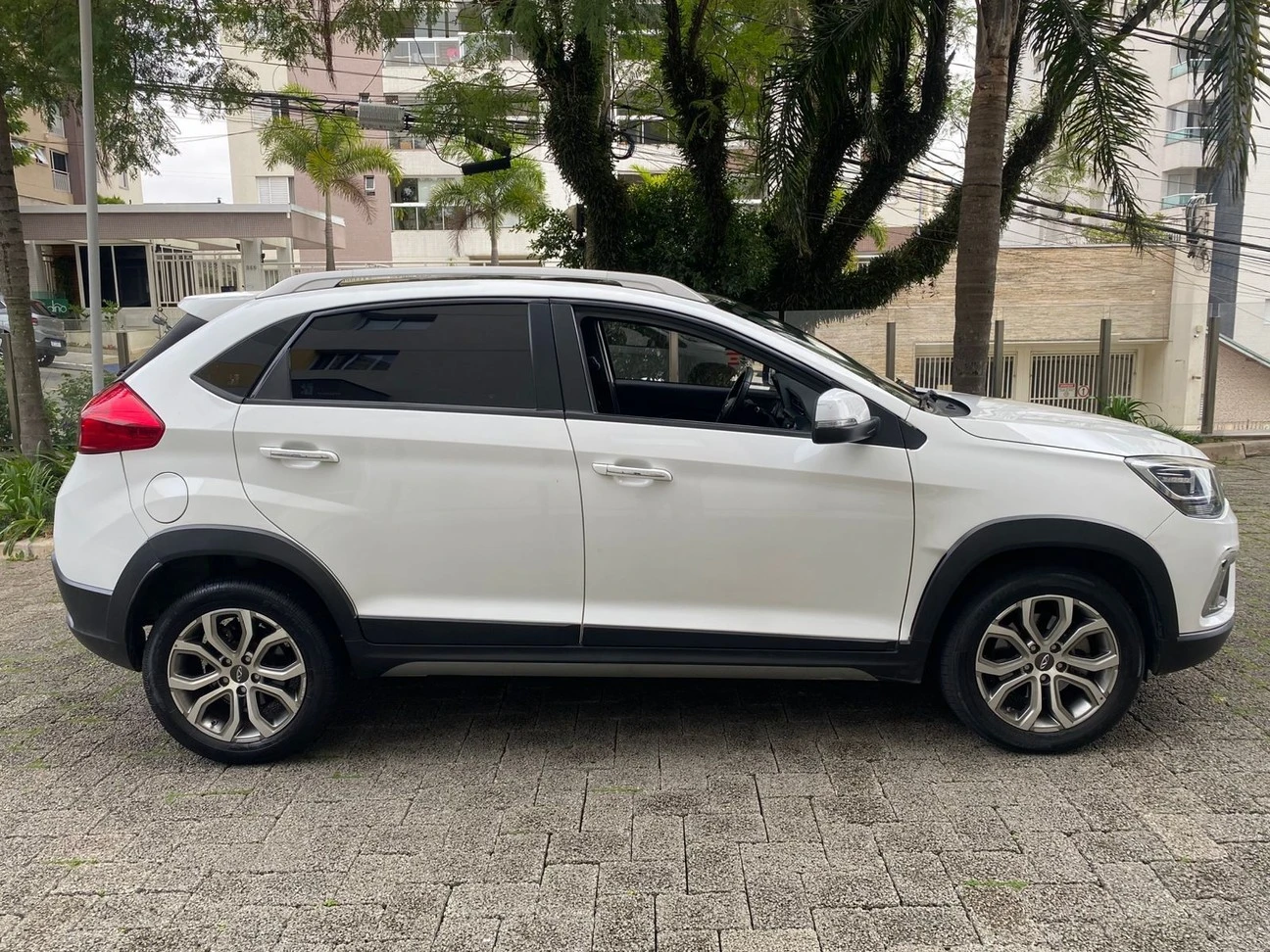 CHERY TIGGO 2