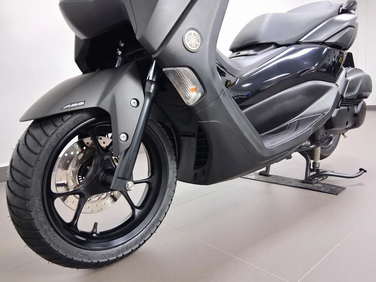 YAMAHA NMAX 160 ABS