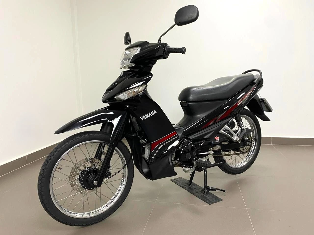 YAMAHA T115 CRYPTON ED