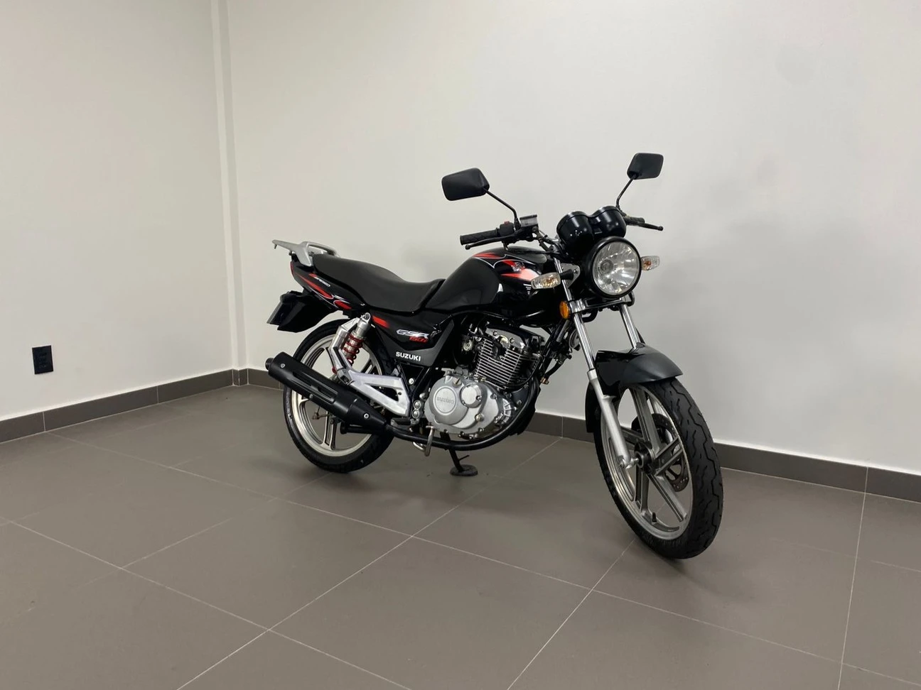 SUZUKI GSR 150I