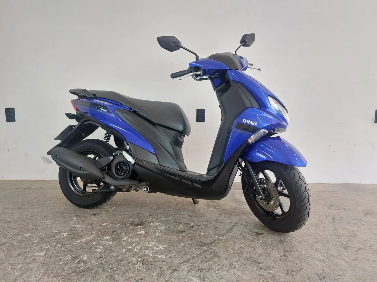 YAMAHA FLUO 125 ABS