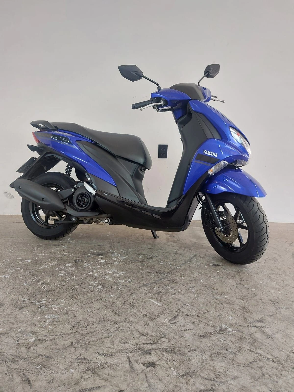 YAMAHA FLUO 125 ABS
