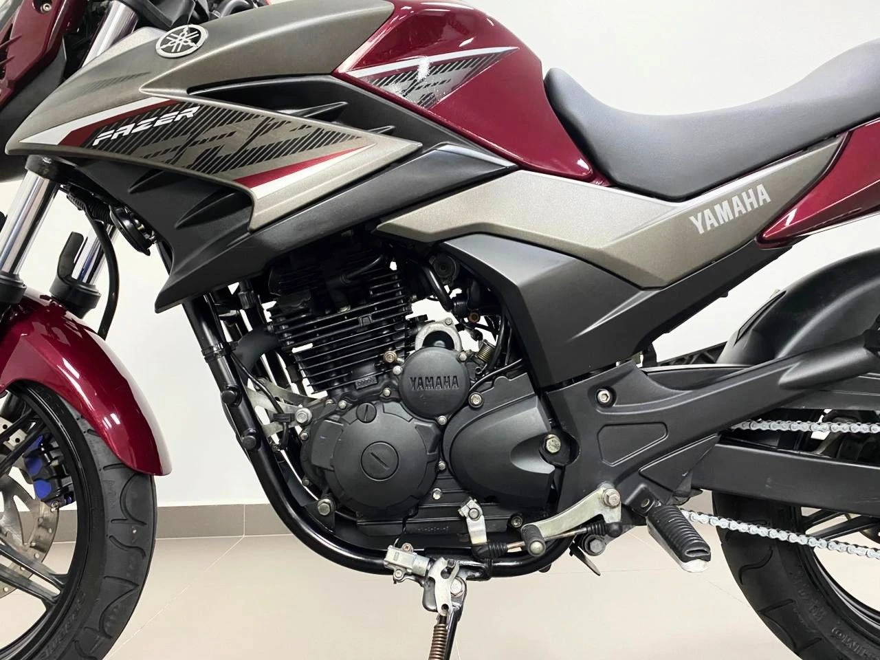 YAMAHA FAZER 250 BLUEFLEX