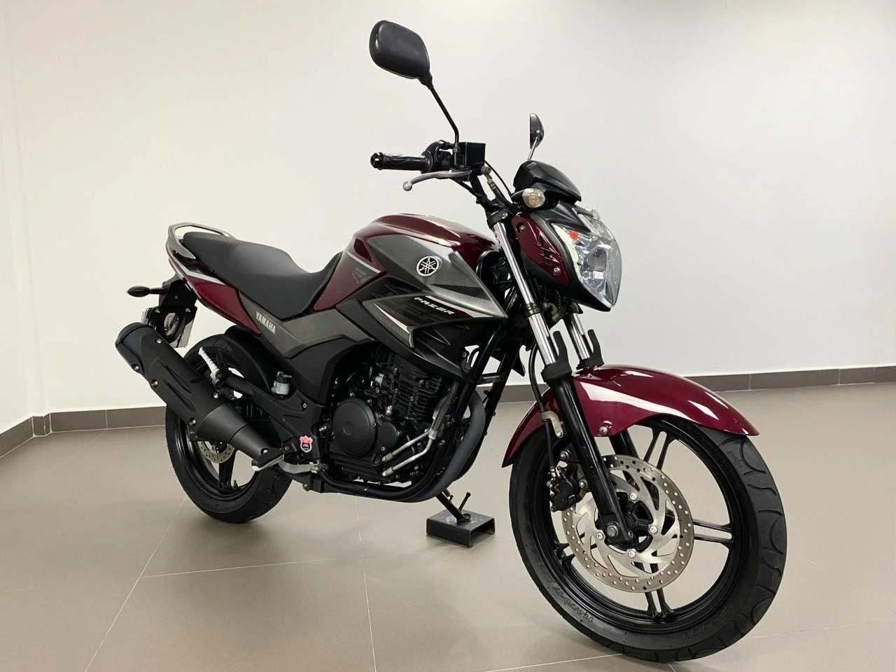 YAMAHA FAZER 250 BLUEFLEX