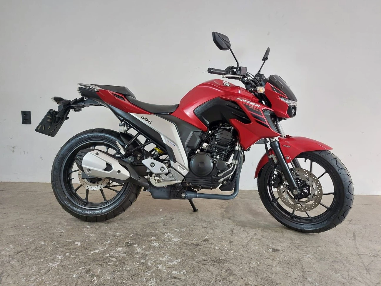 YAMAHA FZ25 FAZER ABS