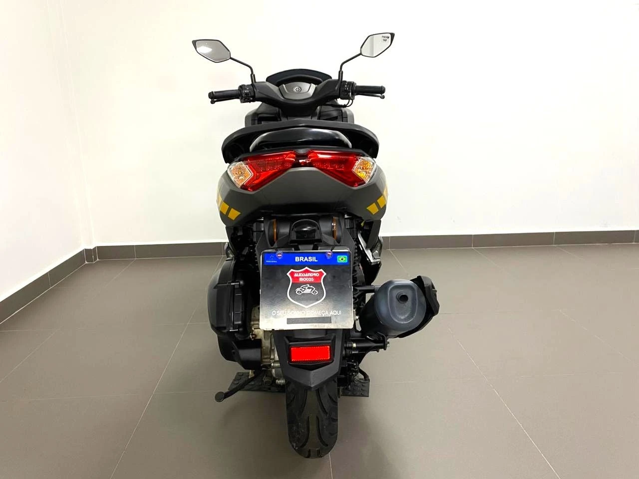 YAMAHA NMAX 160 ABS