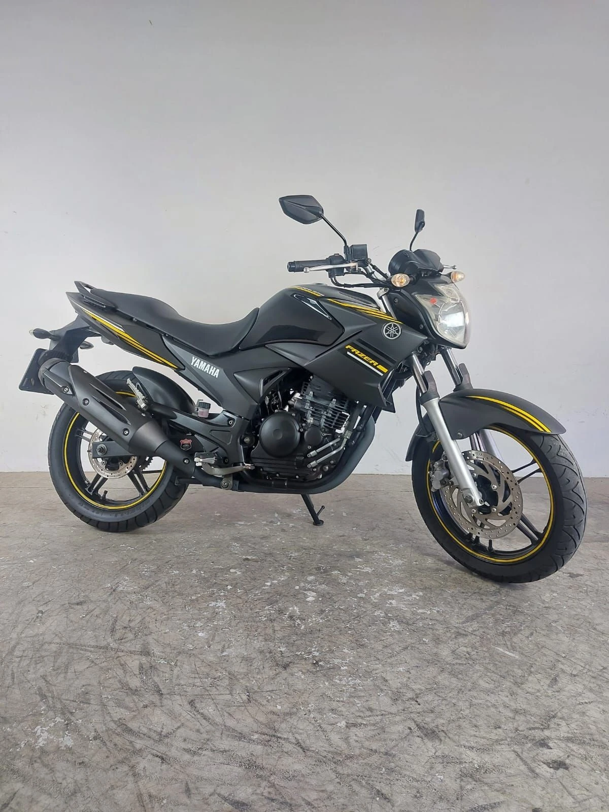 YAMAHA FAZER YS 250