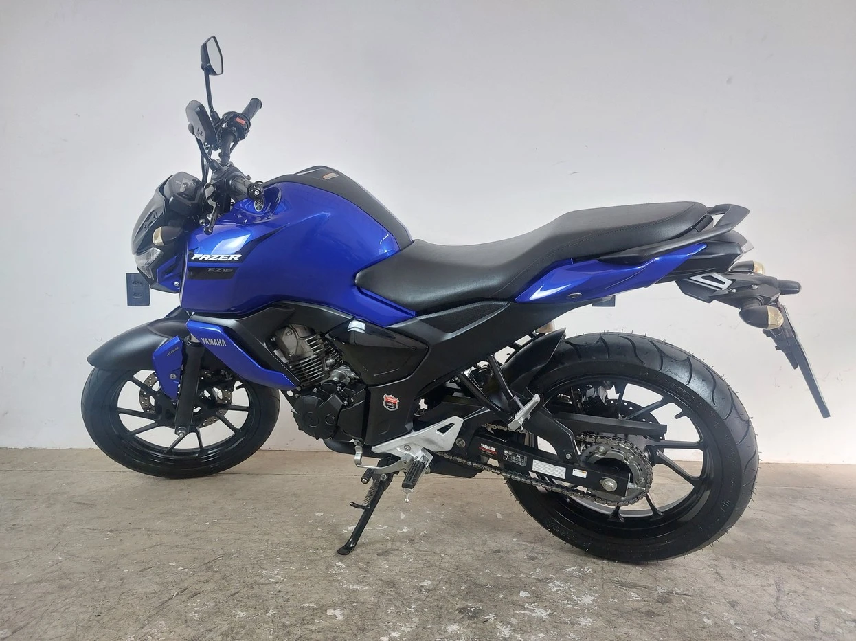 YAMAHA FZ25 FAZER ABS