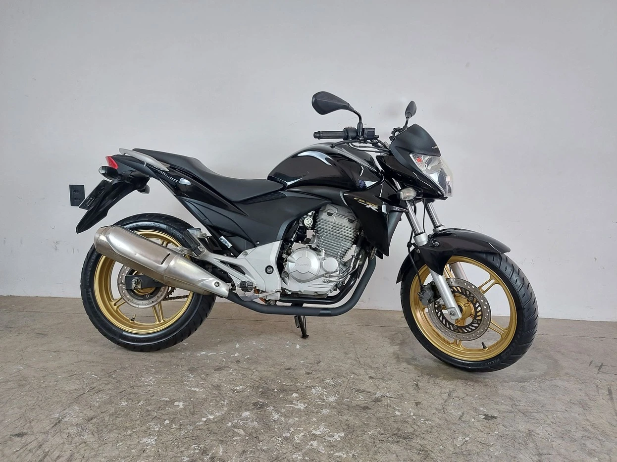 HONDA CB 300R