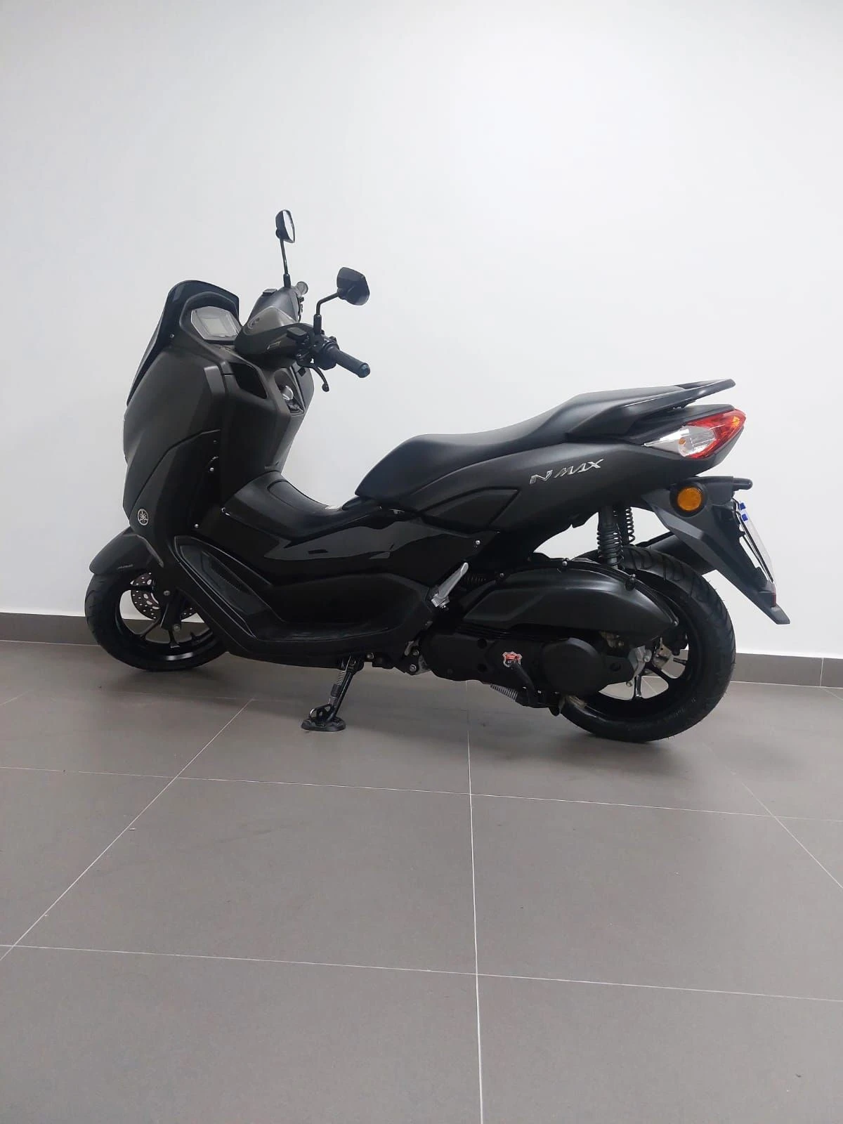 YAMAHA NMAX 160 ABS