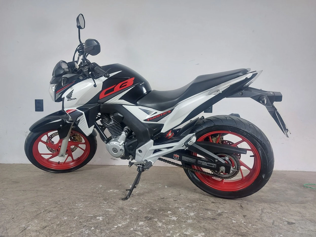 HONDA CB 250F TWISTER CBS