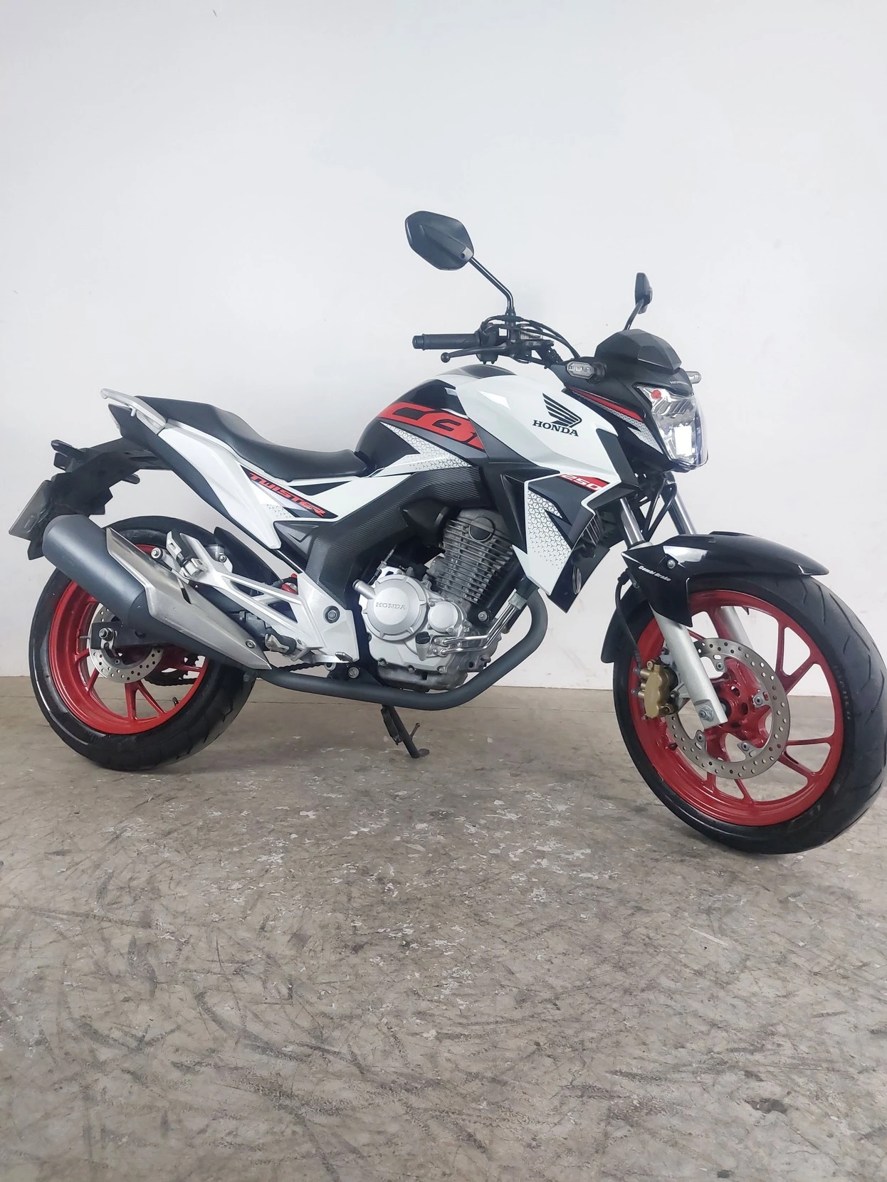 HONDA CB 250F TWISTER CBS