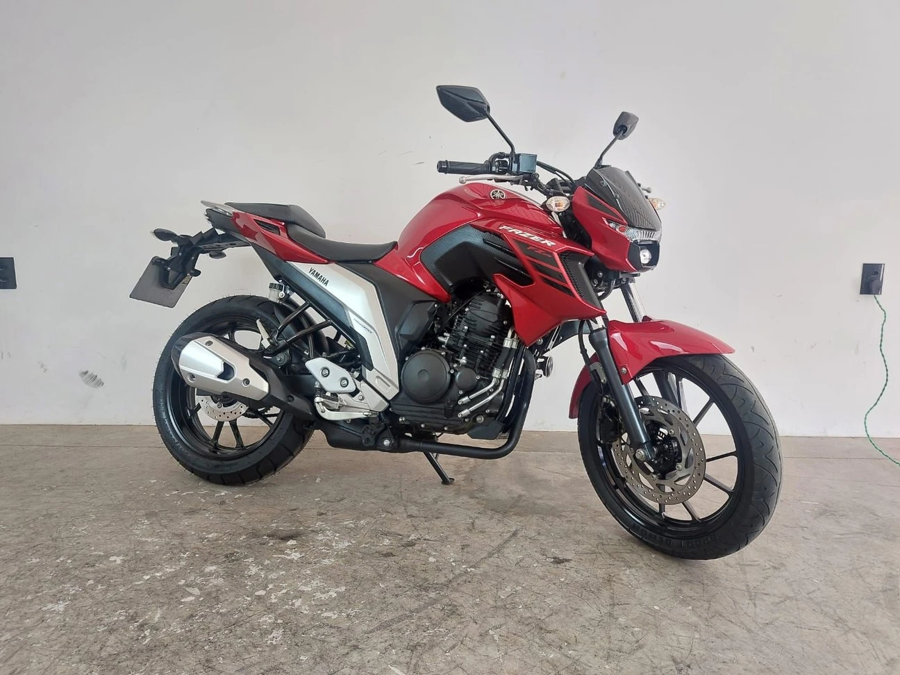 YAMAHA FZ25 FAZER ABS