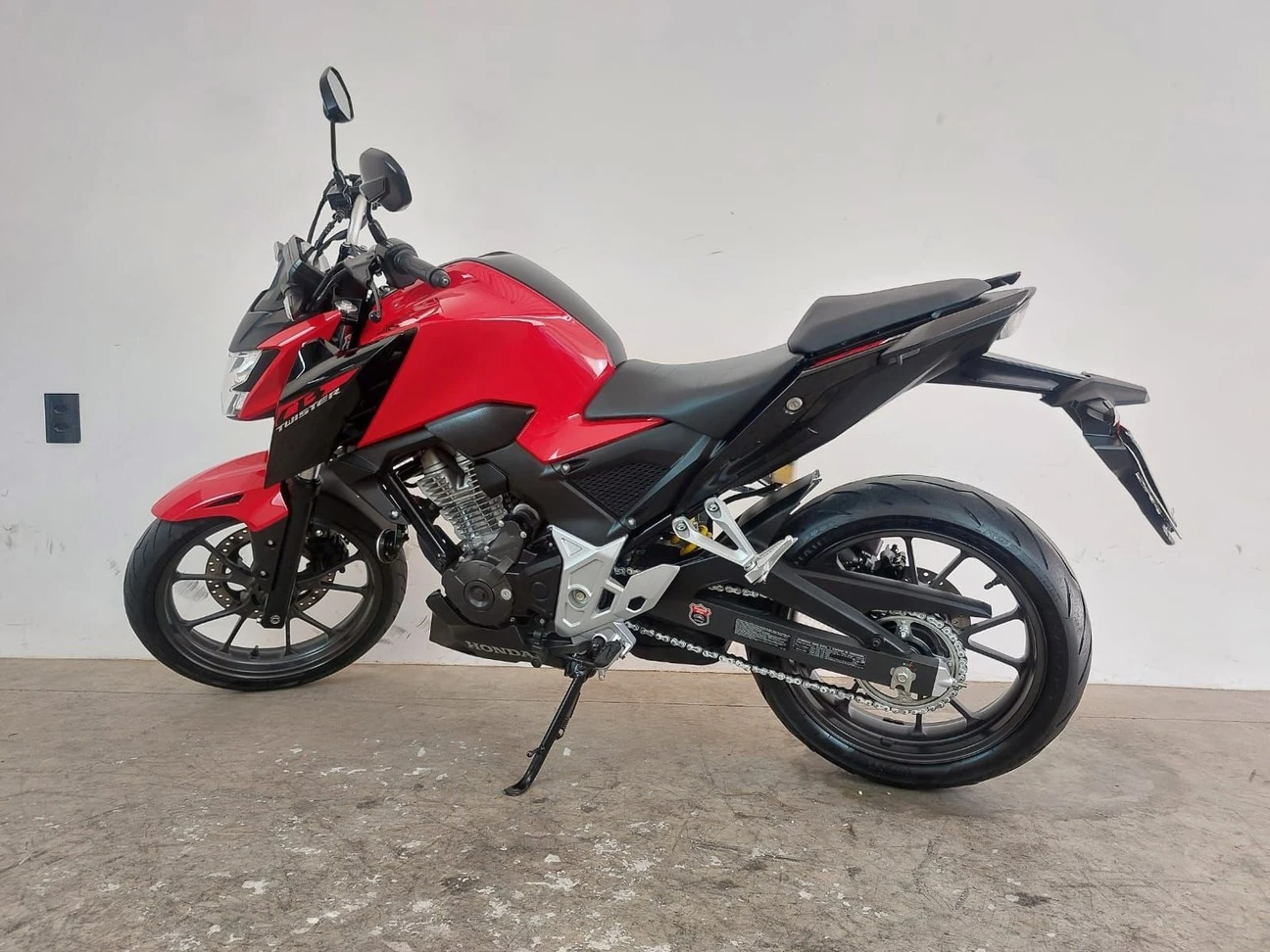 HONDA CB 300F TWISTER ABS