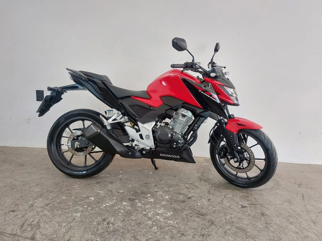 HONDA CB 300F TWISTER ABS