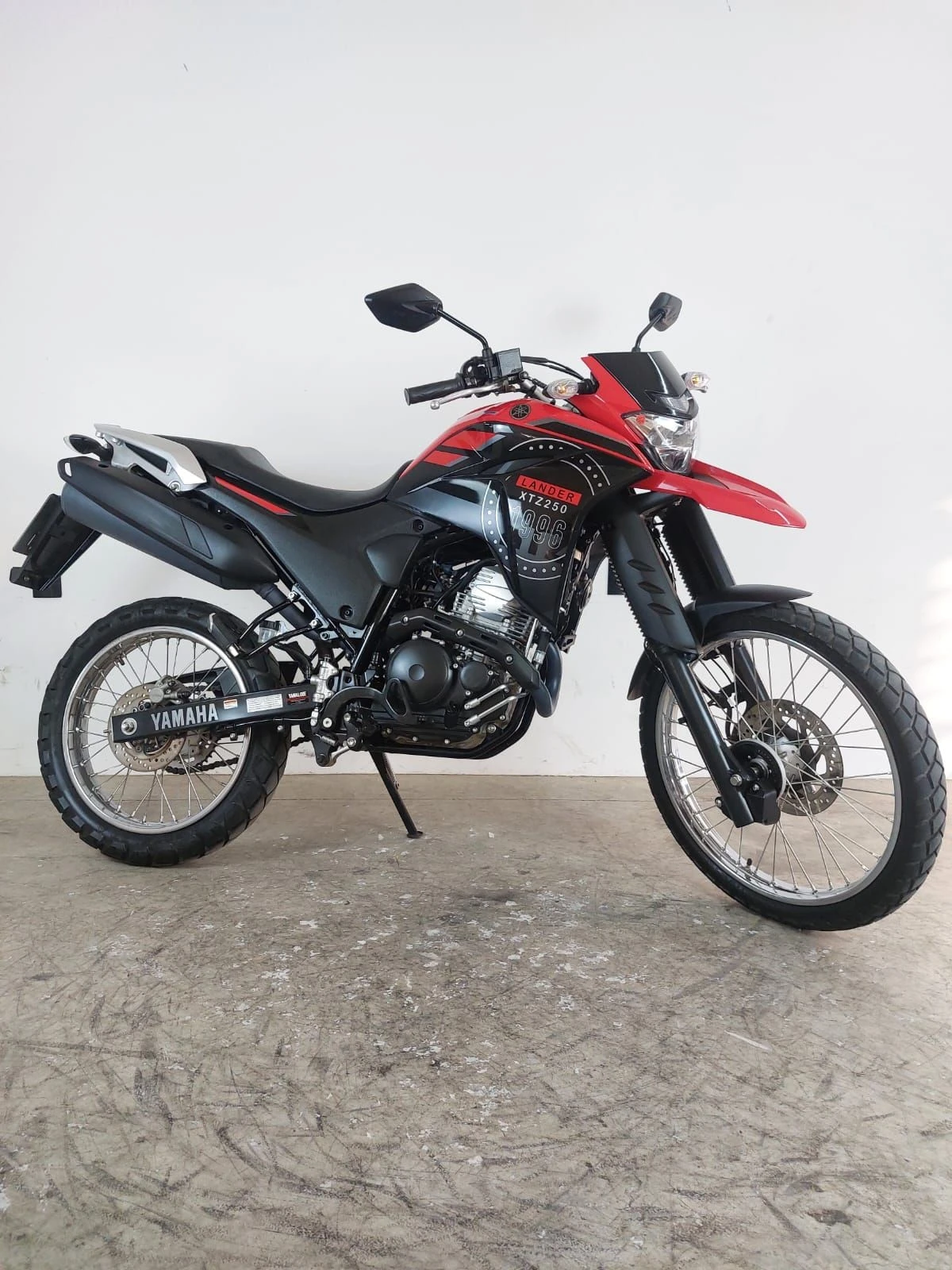YAMAHA XTZ 250 LANDER
