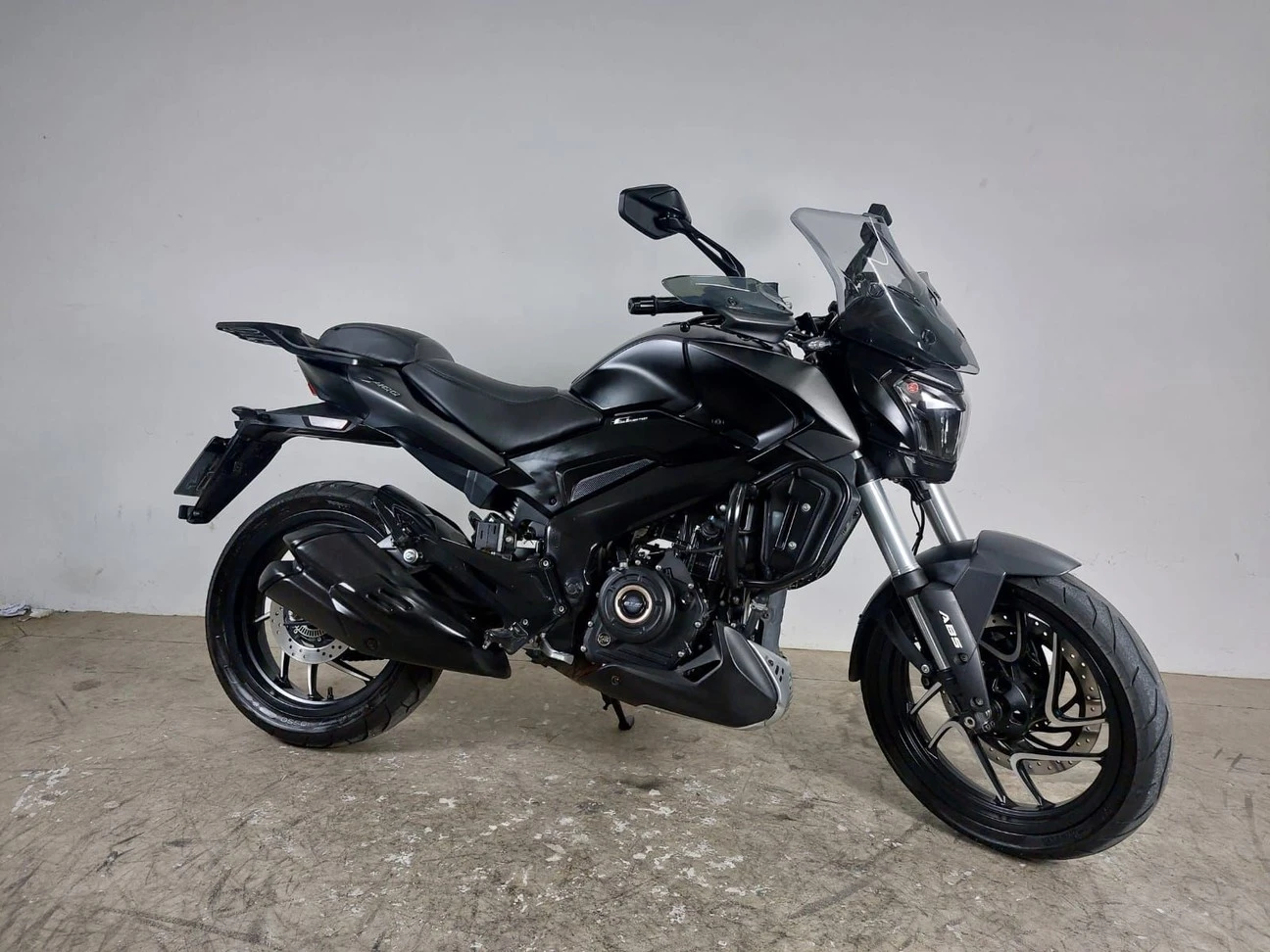 BAJAJ DOMINAR 400