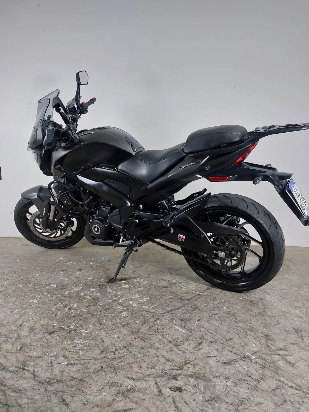 BAJAJ DOMINAR 400