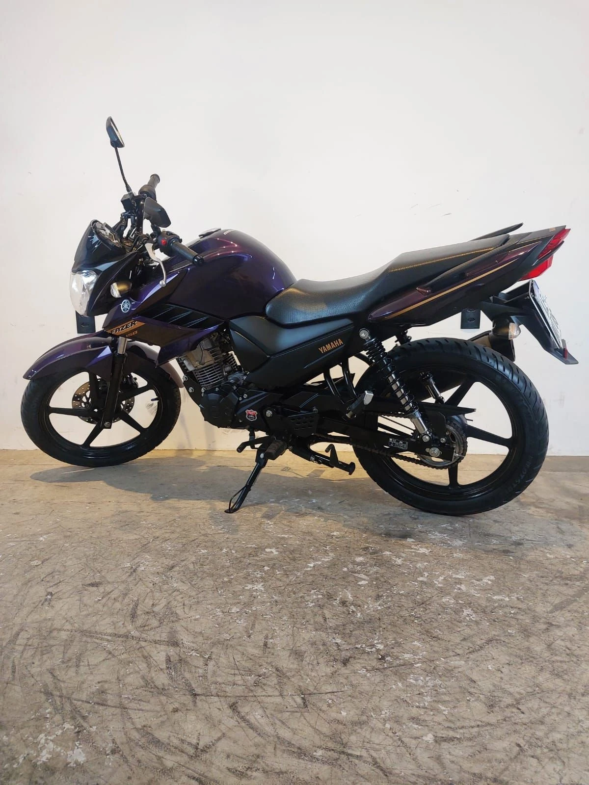 YAMAHA FAZER YS 150 SED