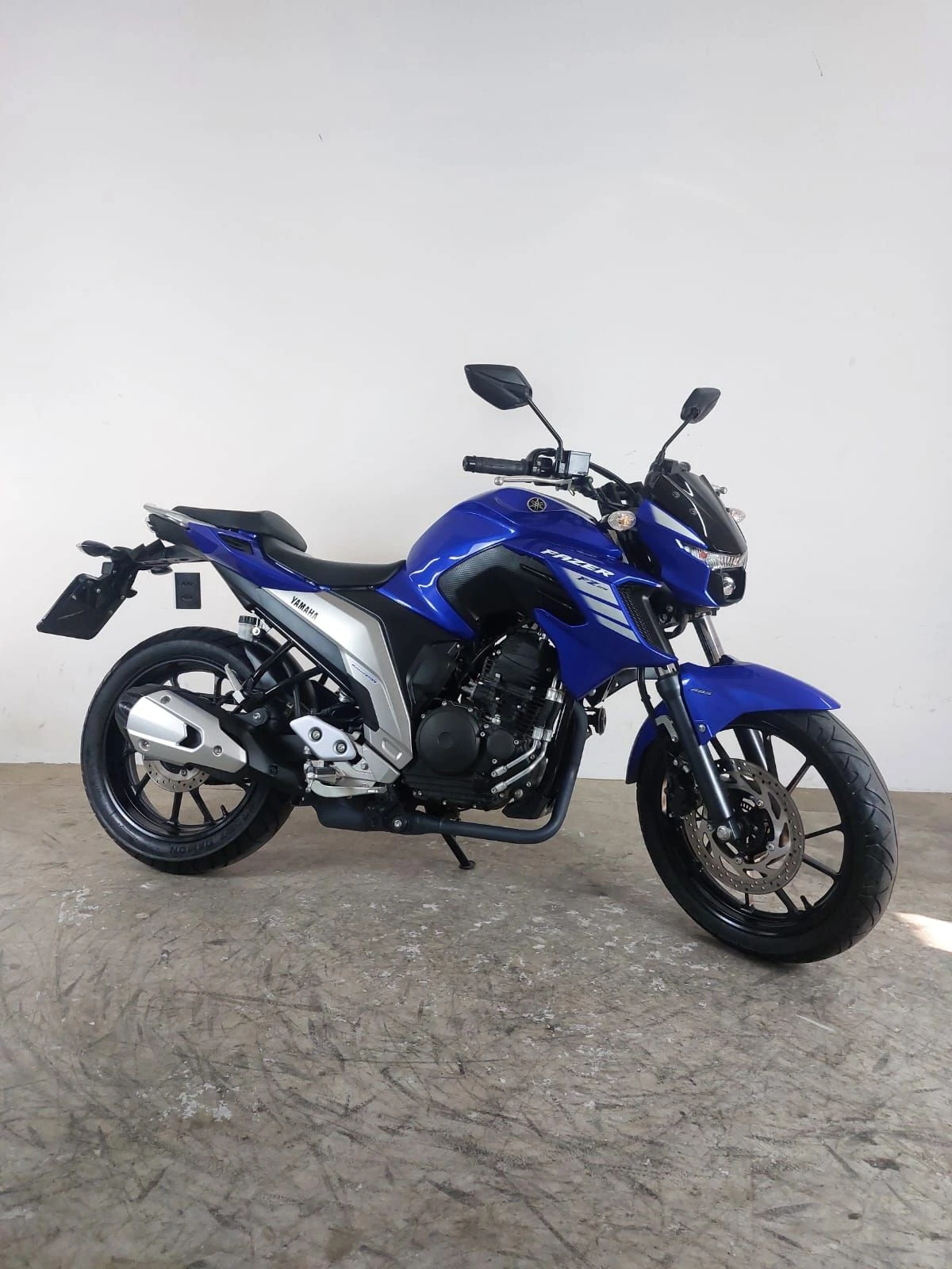 YAMAHA FZ25 FAZER ABS