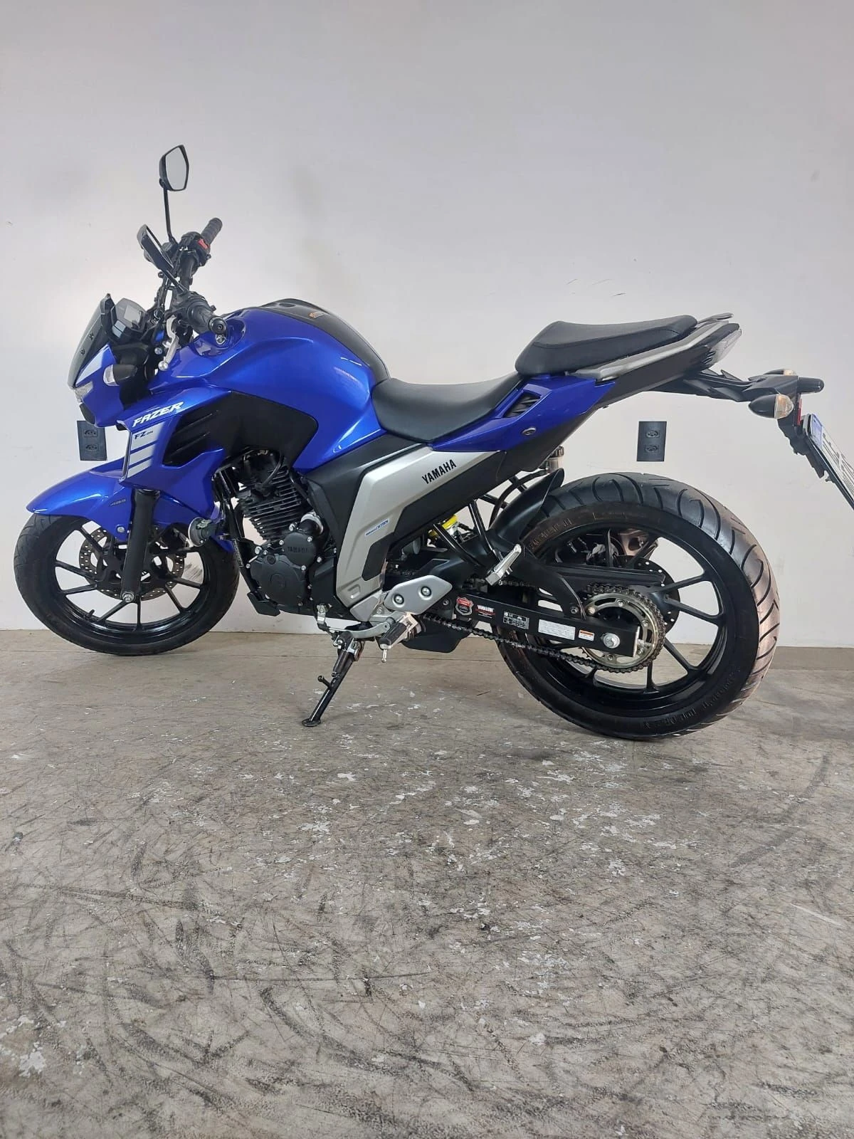 YAMAHA FZ25 FAZER ABS