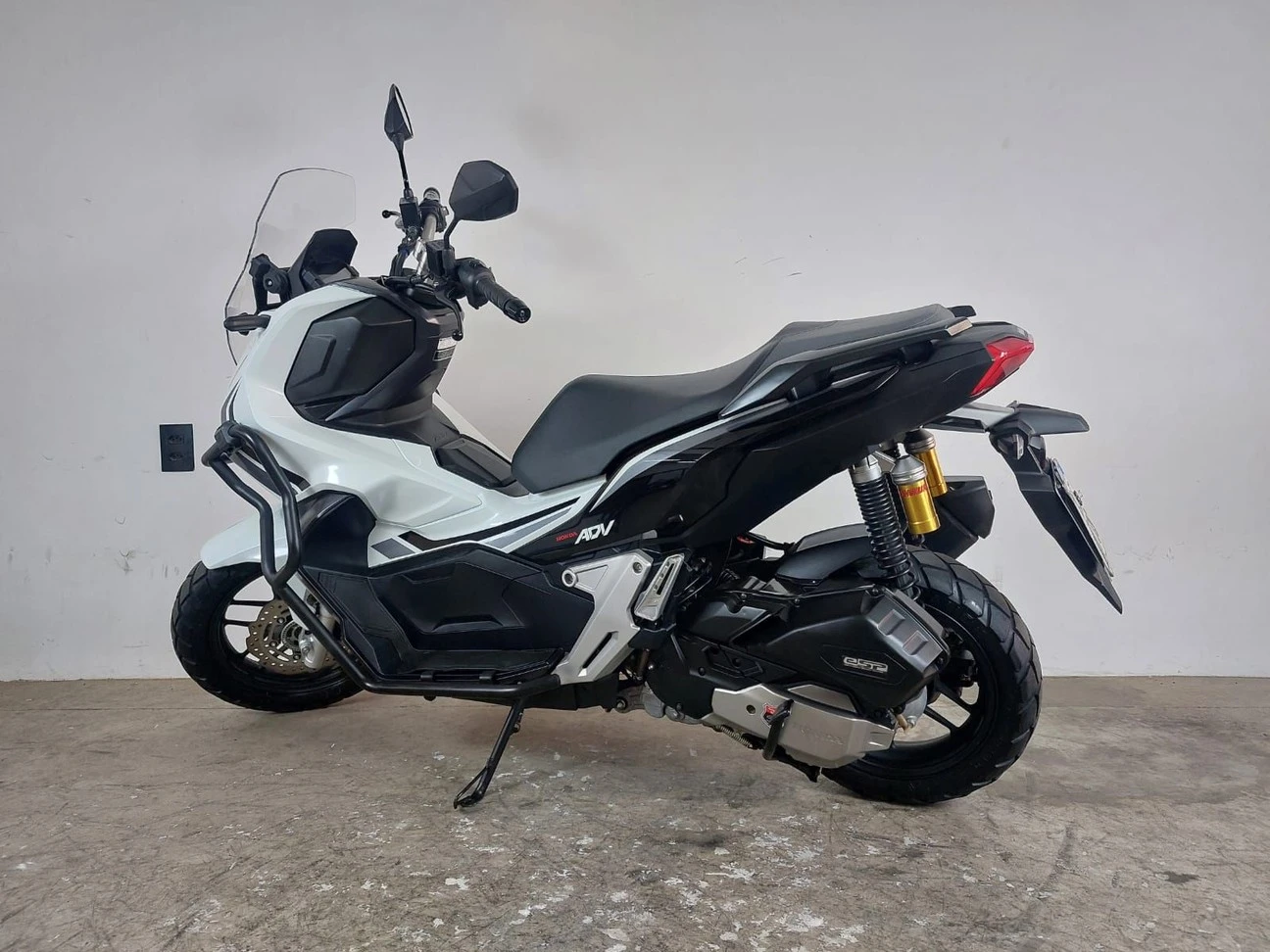 HONDA ADV 150