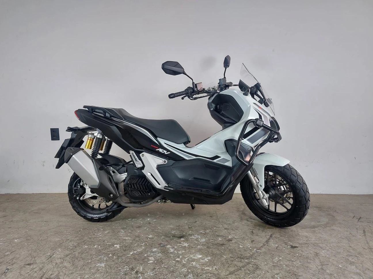 HONDA ADV 150