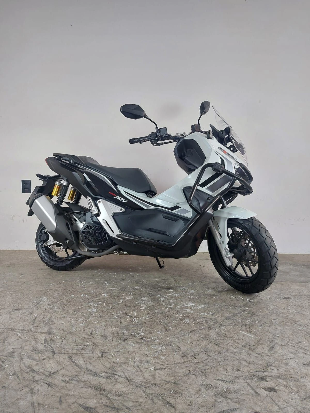HONDA ADV 150