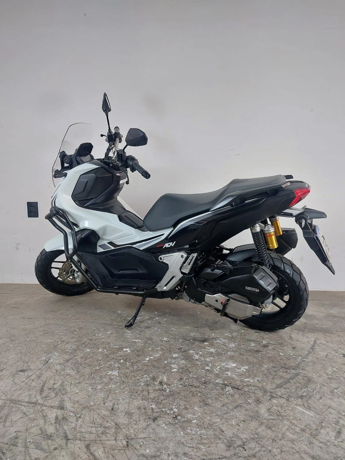 HONDA ADV 150