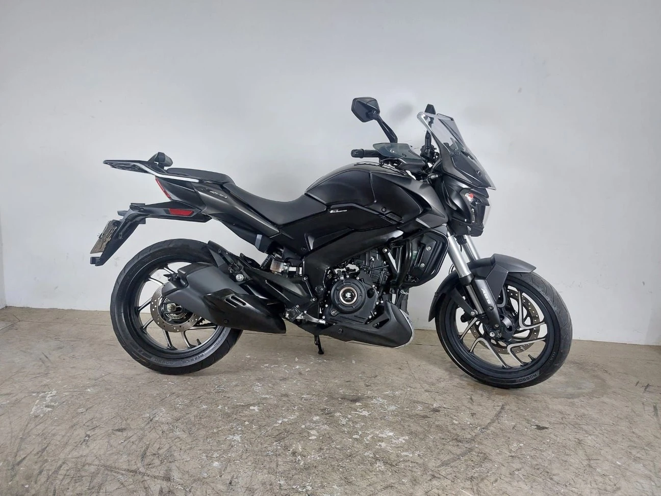 BAJAJ DOMINAR 400