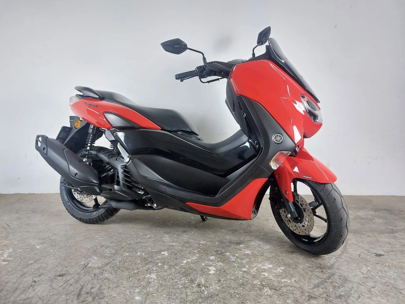 YAMAHA NMAX 160 ABS