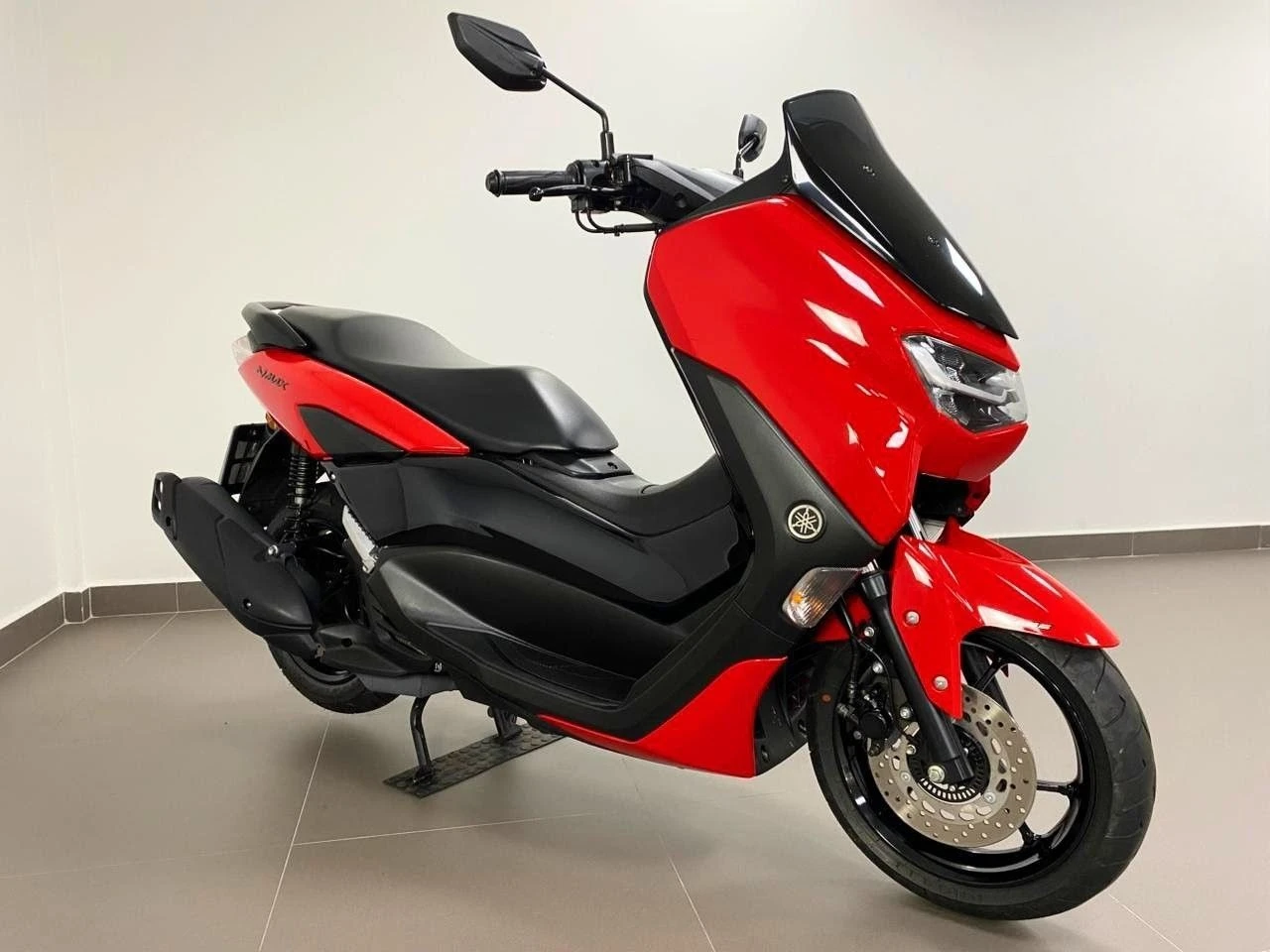 YAMAHA NMAX 160 ABS