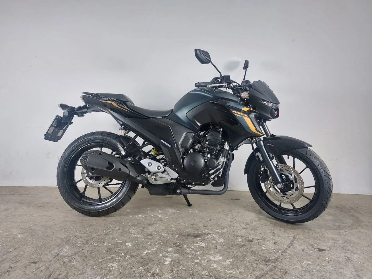 YAMAHA FZ25 FAZER ABS