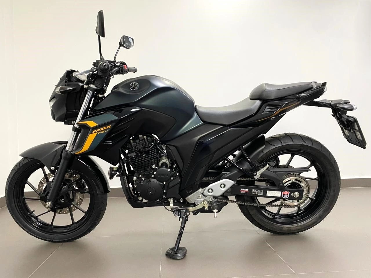 YAMAHA FZ25 FAZER ABS