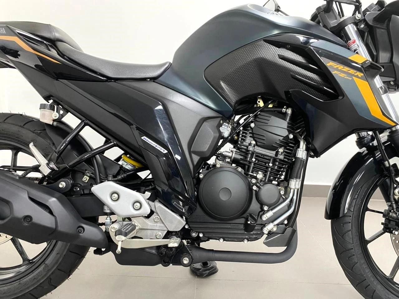 YAMAHA FZ25 FAZER ABS