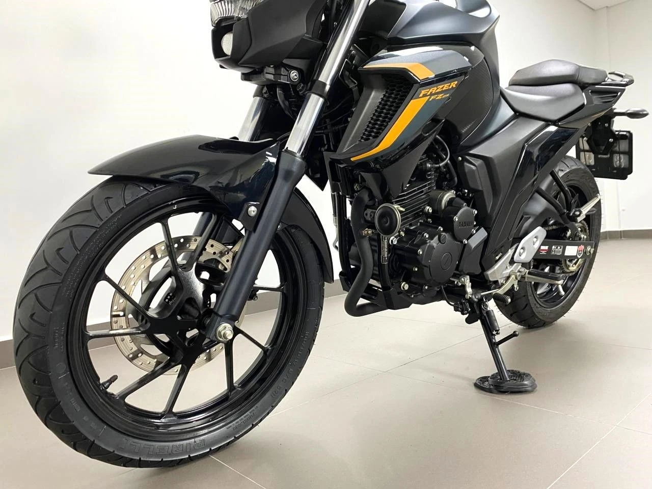 YAMAHA FZ25 FAZER ABS