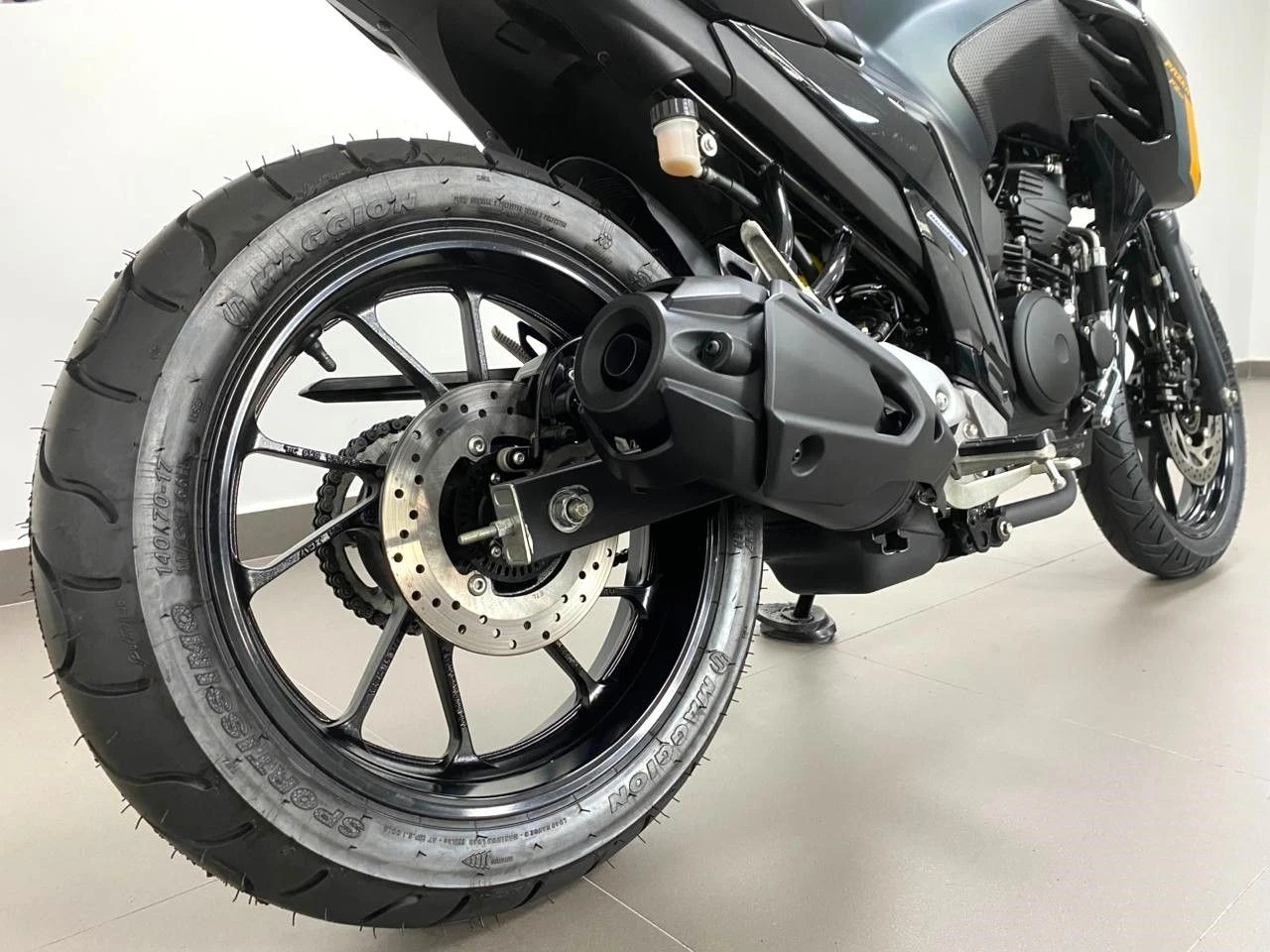 YAMAHA FZ25 FAZER ABS