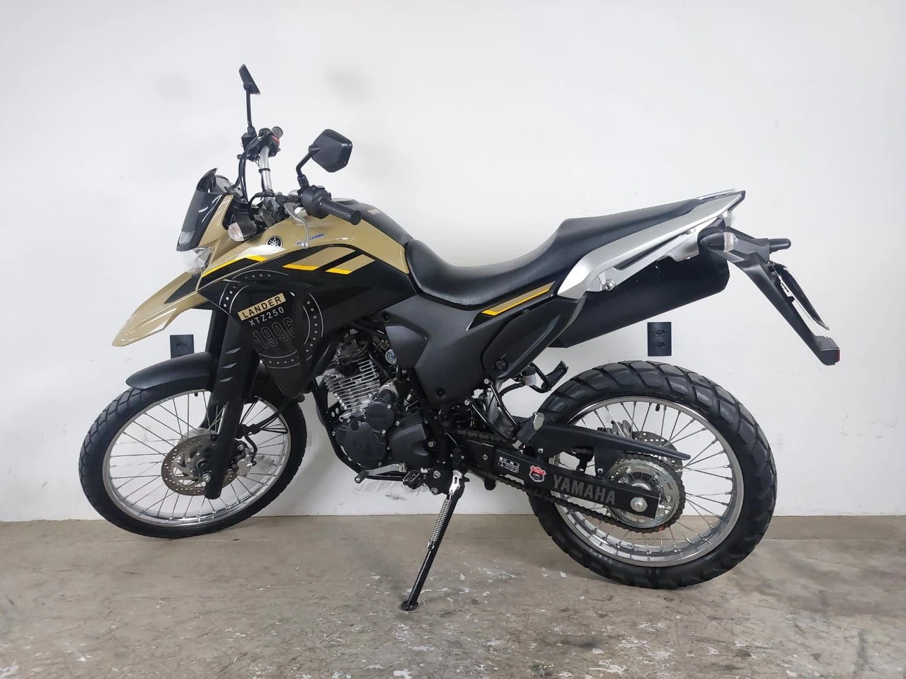 YAMAHA XTZ 250 LANDER
