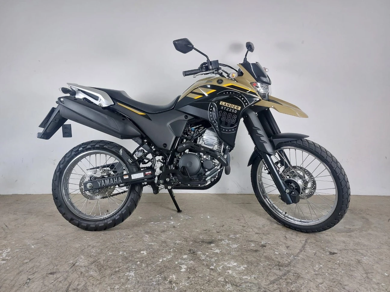 YAMAHA XTZ 250 LANDER